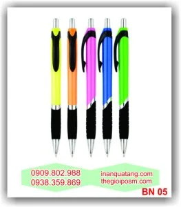 Bút bi BN05